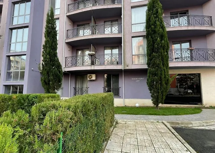 Rainbow 3-103 Cozy Sunny Apartment *