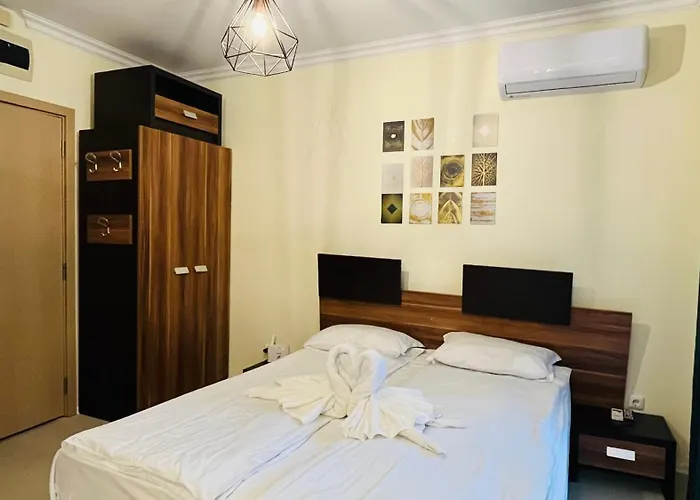 Rainbow 3-103 Cozy Sunny Apartment *